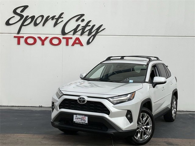 Thumbnail: 2025 Toyota RAV4 - 1