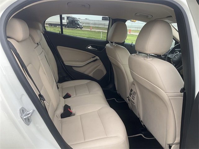 2018 Mercedes-Benz GLA 250 16