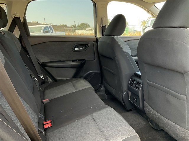 Thumbnail: 2022 Nissan Rogue - 16