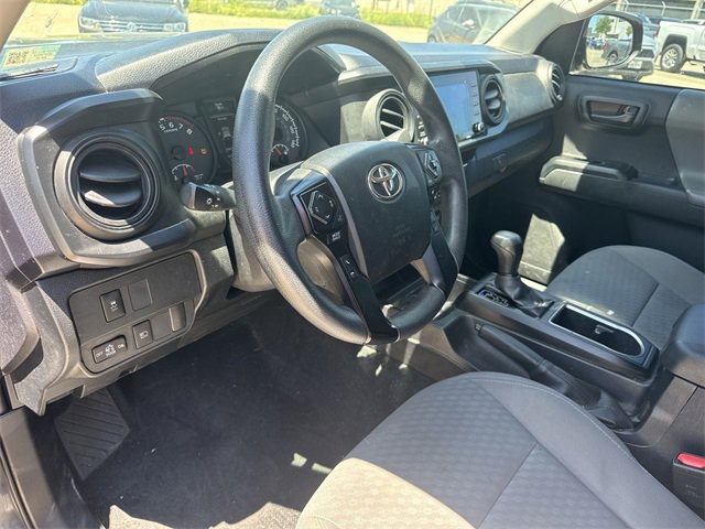 Thumbnail: 2021 Toyota Tacoma - 10