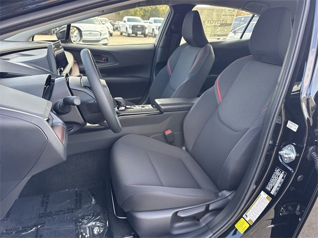 Thumbnail: 2025 Toyota Prius - 12