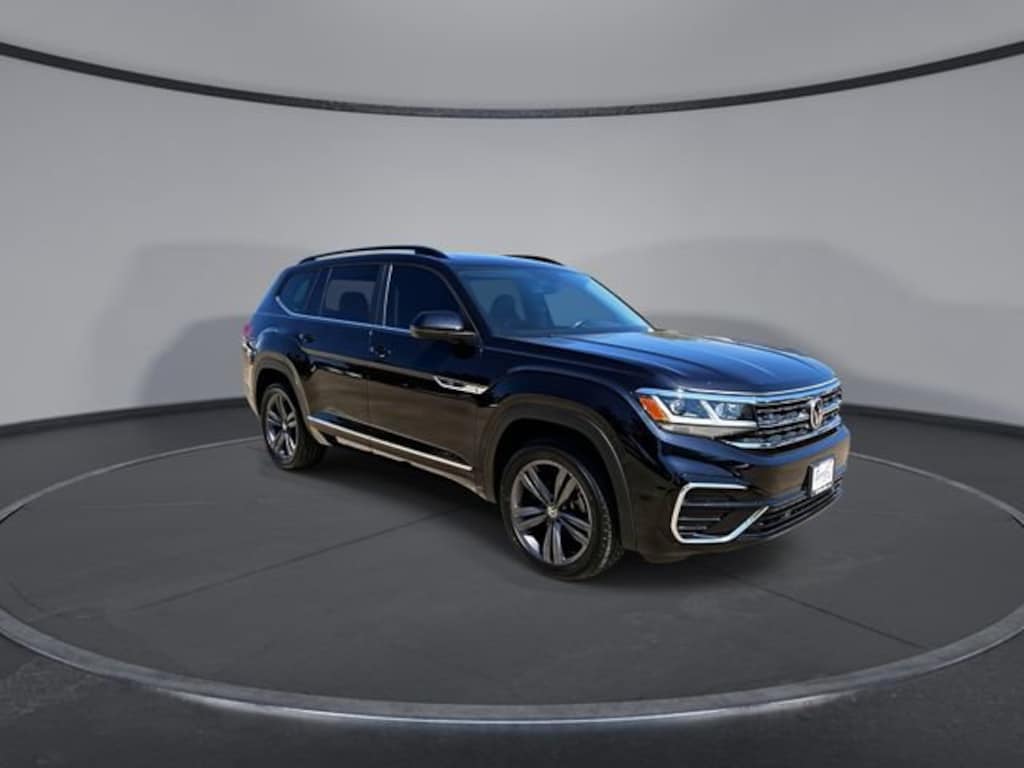 Used 2021 Volkswagen Atlas 3.6L V6 SE w/Technology R-Line SUV