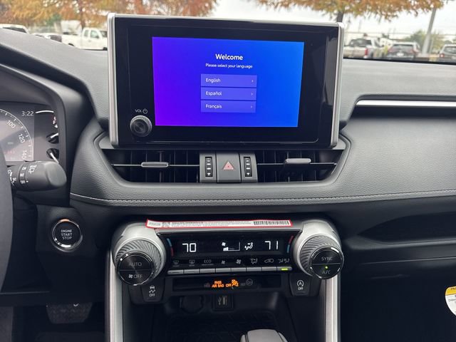 Thumbnail: 2025 Toyota RAV4 - 20