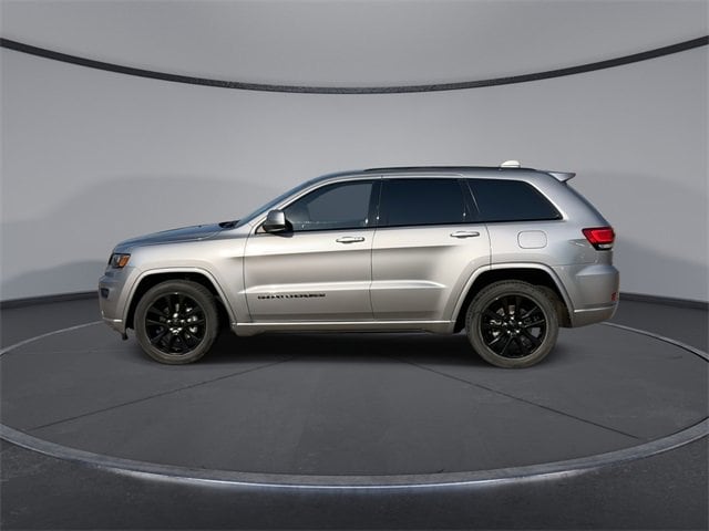 Thumbnail: 2018 Jeep Grand Cherokee - 5