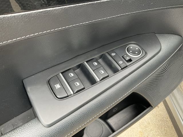 Thumbnail: 2023 Kia Forte - 13