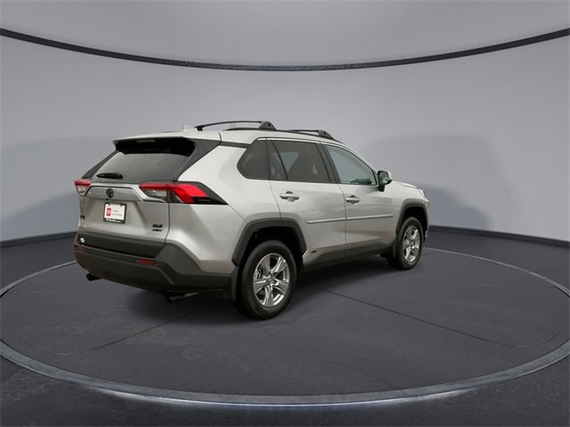 Thumbnail: 2025 Toyota RAV4 - 8