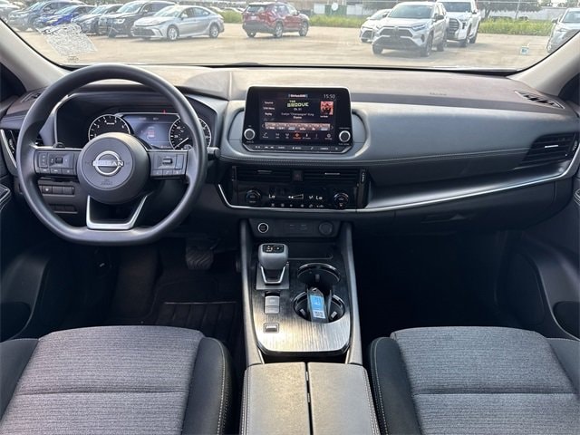 Thumbnail: 2023 Nissan Rogue - 17