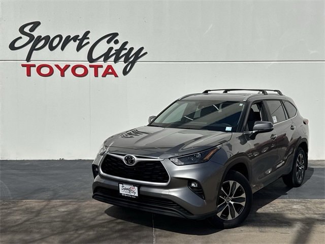 Thumbnail: 2026 Toyota Highlander - 1