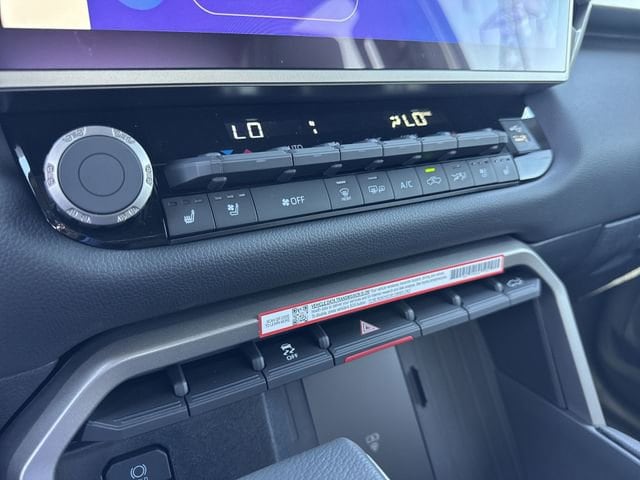 Thumbnail: 2026 Toyota Tundra - 24