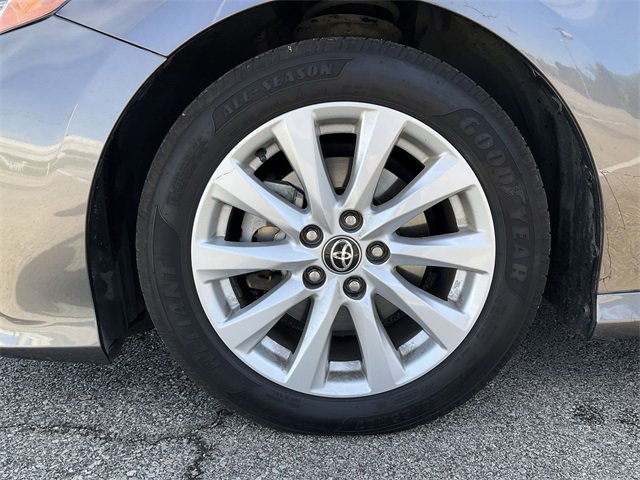 Thumbnail: 2020 Toyota Camry - 12