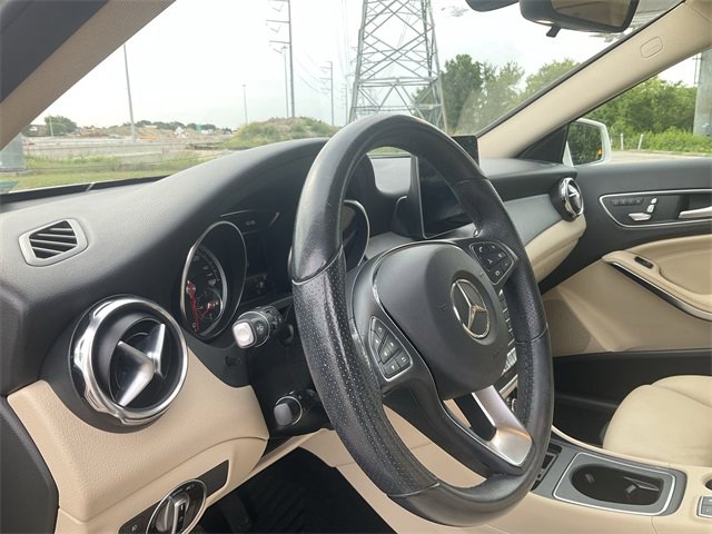 2018 Mercedes-Benz GLA 250 10