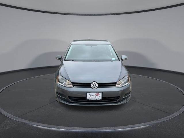 Thumbnail: 2016 Volkswagen Golf - 3