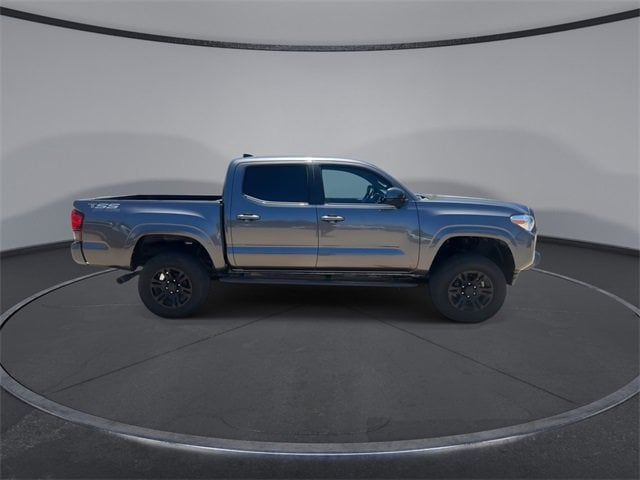 Thumbnail: 2021 Toyota Tacoma - 9