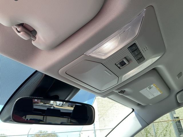 Thumbnail: 2025 Toyota RAV4 - 26