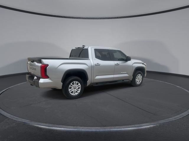 Thumbnail: 2024 Toyota Tundra - 8