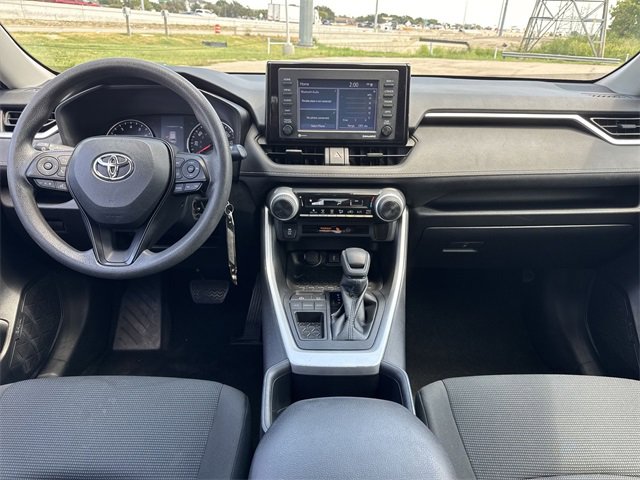Thumbnail: 2022 Toyota RAV4 - 17