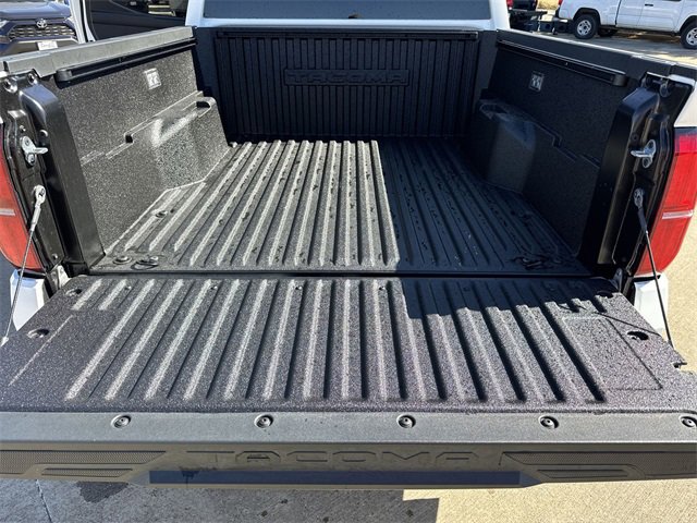 Thumbnail: 2025 Toyota Tacoma - 15