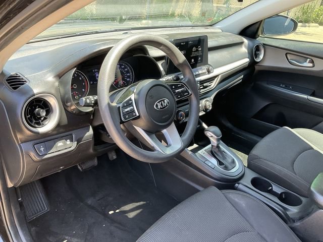 Thumbnail: 2021 Kia Forte - 10