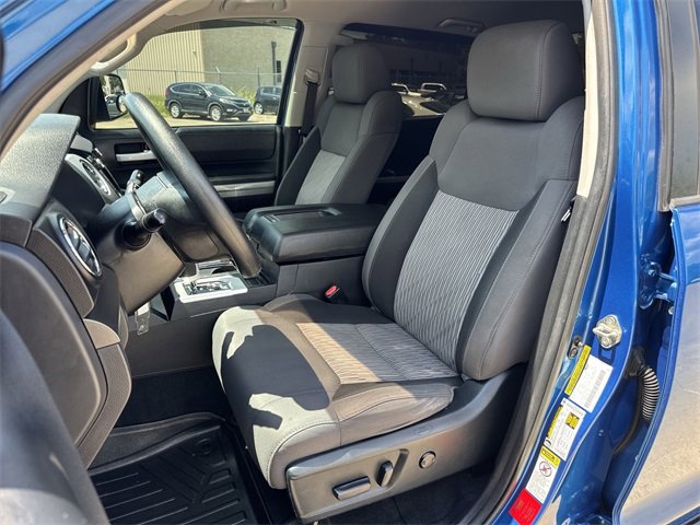 Thumbnail: 2017 Toyota Tundra - 14