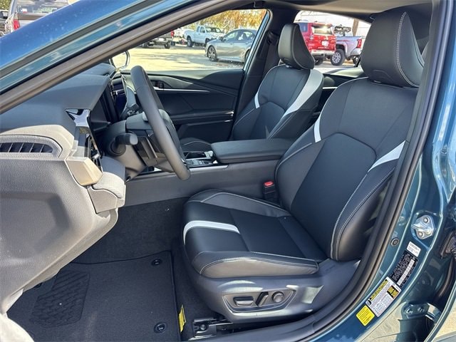 Thumbnail: 2026 Toyota Camry - 12