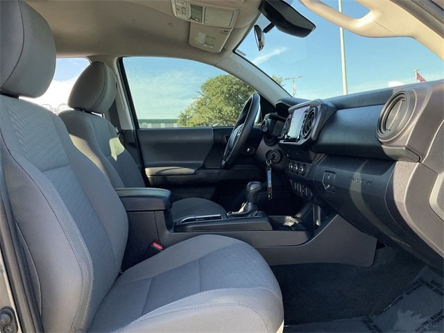 Thumbnail: 2022 Toyota Tacoma - 18