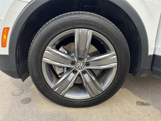 Thumbnail: 2021 Volkswagen Tiguan - 11