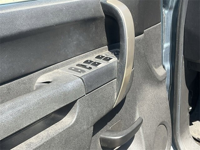 Thumbnail: 2011 Chevrolet Silverado 1500 - 14