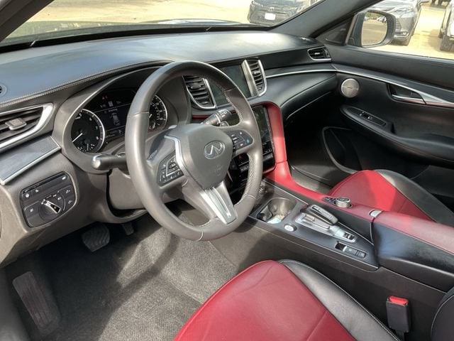 Thumbnail: 2023 INFINITI QX50 - 10