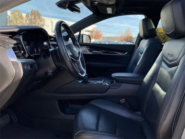 Thumbnail: 2023 Cadillac XT5 - 12