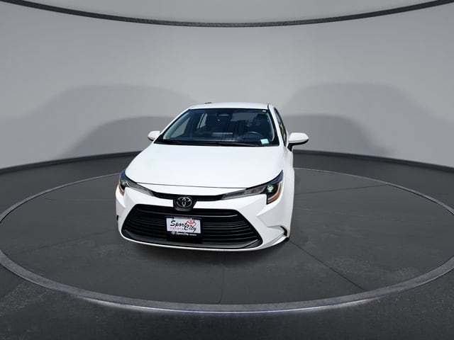 Thumbnail: 2024 Toyota Corolla - 3