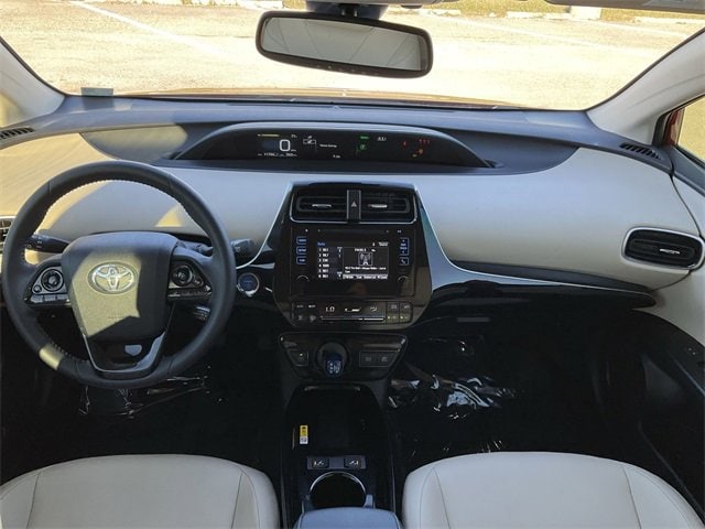 Thumbnail: 2019 Toyota Prius - 18