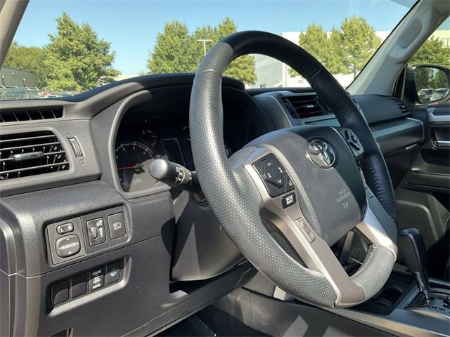 Thumbnail: 2024 Toyota 4Runner - 10