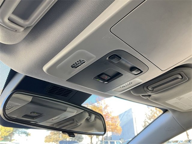 Thumbnail: 2025 Toyota Camry - 17