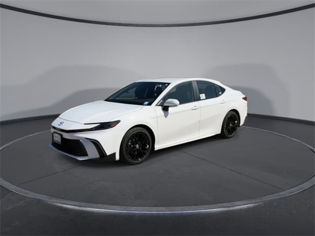 Used 2025 Toyota Camry SE Sedan