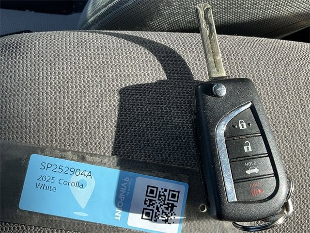 Thumbnail: 2025 Toyota Corolla - 17