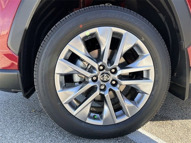 Thumbnail: 2025 Toyota RAV4 - 12