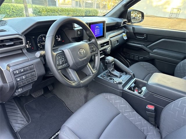 Thumbnail: 2025 Toyota Tacoma - 10