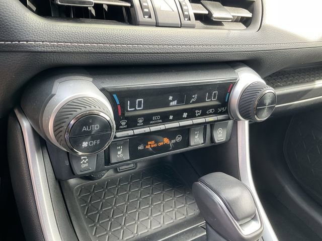 Thumbnail: 2023 Toyota RAV4 - 24