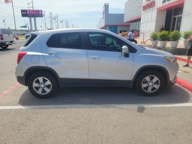 Thumbnail: 2019 Chevrolet Trax - 5