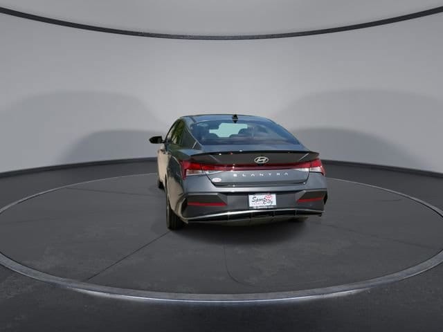 Thumbnail: 2025 Hyundai Elantra - 3