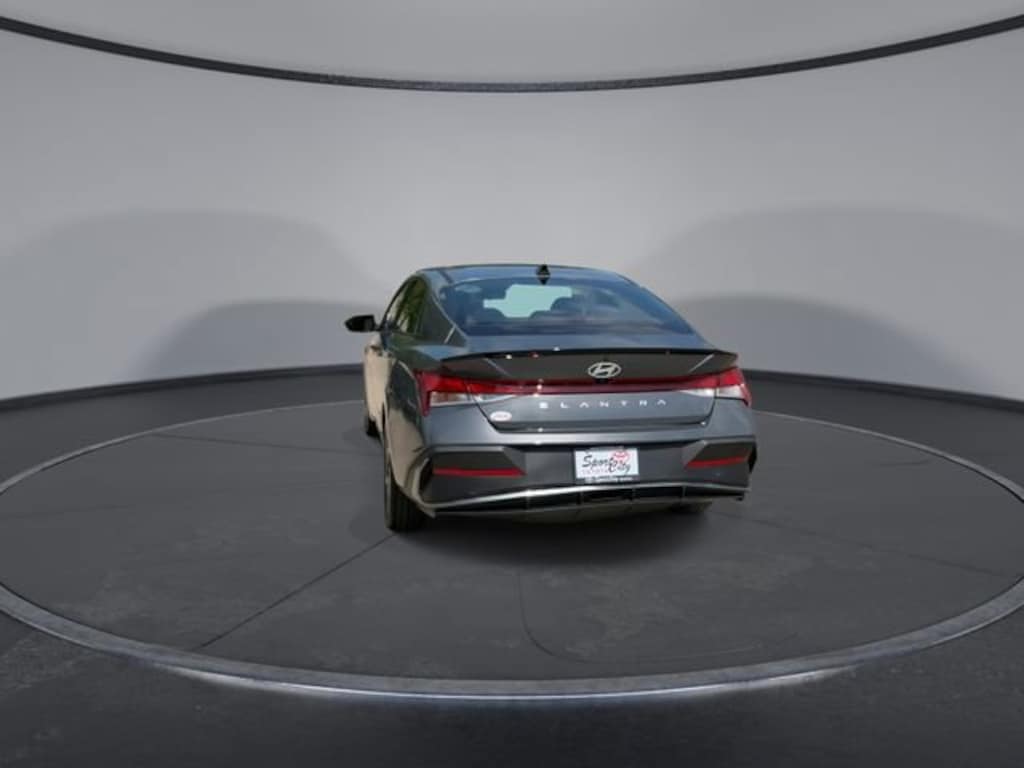 Used 2025 Hyundai Elantra SEL Sport Sedan