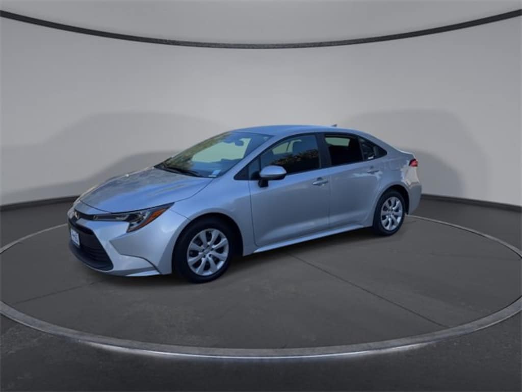 Used 2024 Toyota Corolla LE Sedan