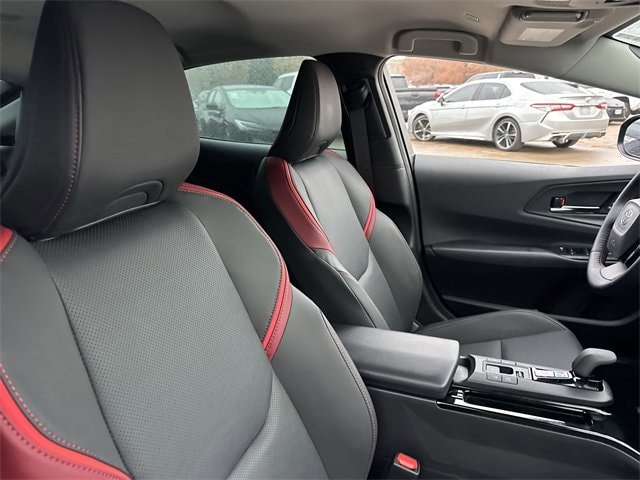 Thumbnail: 2025 Toyota Prius - 17