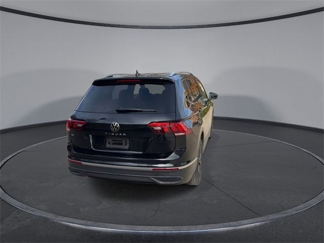Thumbnail: 2024 Volkswagen Tiguan - 7