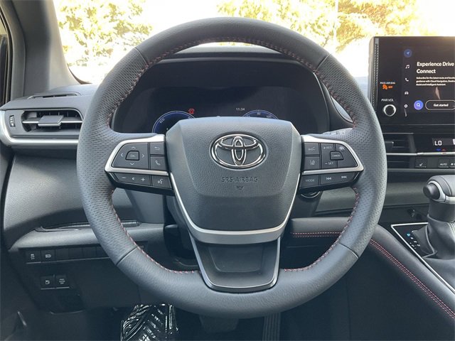 Thumbnail: 2025 Toyota Sienna - 20