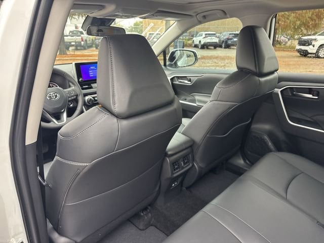 Thumbnail: 2025 Toyota RAV4 - 14