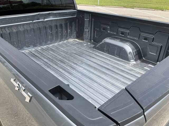 Thumbnail: 2021 GMC Sierra 1500 - 16