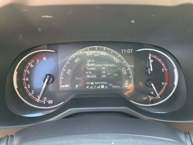 Thumbnail: 2025 Toyota RAV4 - 27