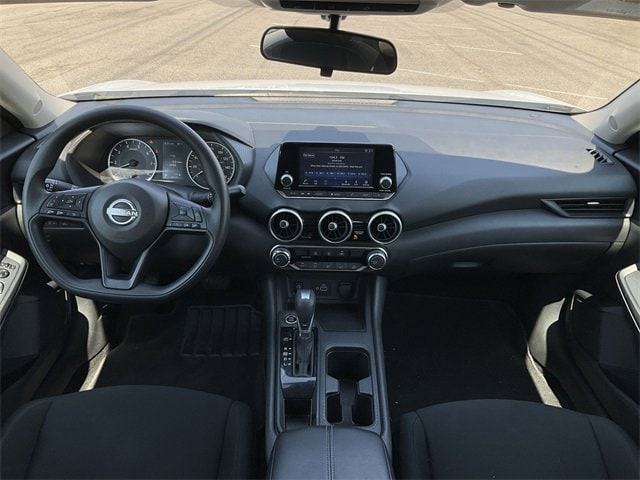 Thumbnail: 2024 Nissan Sentra - 17