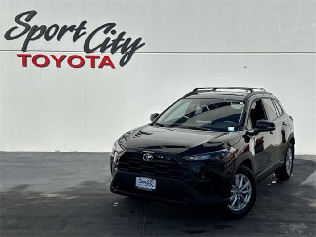 New 2026 Toyota Corolla Cross LE SUV